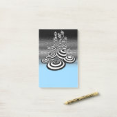 Post-it® Le bleu magique de champignons se fanent bloc de (Sur un bureau)