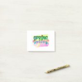 Post-it® Le printemps est le printemps de l'amour (Sur un bureau)