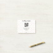 Post-it® Le site web mariage scanner code QR pour les détai (Sur un bureau)