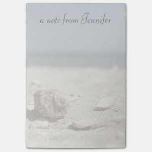 Post-it® Les Coquillages Sur Le Sable Au Bord De La Mer