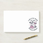 Post-it® Life is too short to wear boring clothes (Sur un bureau)