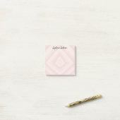 Post-it® Ligne rose pâle CUSTOM Chic Monogramme Personnalis (Sur un bureau)