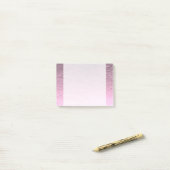 Post-it® Lilac dégradé rose aluminium grunge (Sur un bureau)