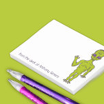 Post-it® Lime Green Space Alien personnalisé<br><div class="desc">Créez des fournitures de bureau hors du monde qui sont parfaites pour les fans de science-fiction. Ce pavé est prêt à être personnalisé avec votre message et présente une illustration d'un alien d'espace en vert citron.</div>