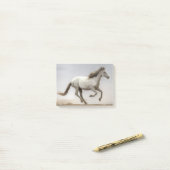 Post-it® LIN16 contre le Wind.tif (Sur un bureau)