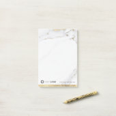 Post-it® Logo de la société luxueuse de faux marbre doré (Sur un bureau)