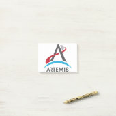 Post-it® Logo du programme NASA Artemis Mars 2024 astronaut (Sur un bureau)