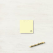 Post-it® Logo simple de papeterie personnelle Jaune (Sur un bureau)