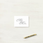 Post-it® M. et Mme Mari Épouse Sa Nouvelle Mherbe (Sur un bureau)