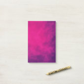 Post-it® Magenta Purple Post-It Notes - Personnalisable (Sur un bureau)