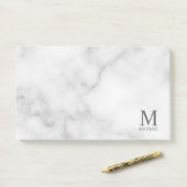 Post-it® Marbre blanc Monogramme personnalisé et nom (Sur un bureau)
