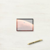 Post-it® Mars Science Laboratory approchant Mars. (Sur un bureau)