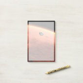 Post-it® Mars Science Laboratory approchant Mars. (Sur un bureau)