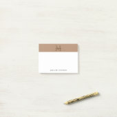 Post-it® Minimalist Script Metallic Taupe Gold Monogram (Sur un bureau)