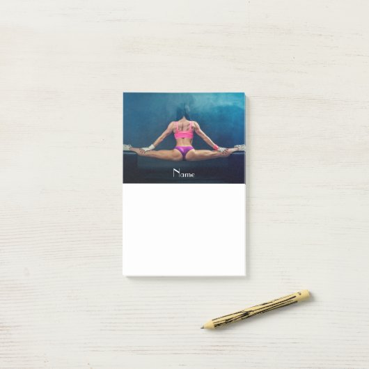 Post-it® Modèle de condition physique féminine Split Thunde (Sur un bureau)