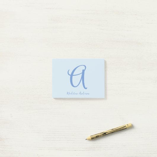 Post-it® Monogramme bleu (Sur un bureau)