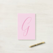 Post-it® Monogramme de lettre initiale rose clair chic uni (Sur un bureau)
