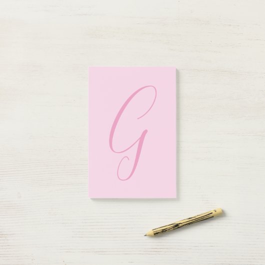 Post-it® Monogramme de lettre initiale rose clair chic uni (Sur un bureau)