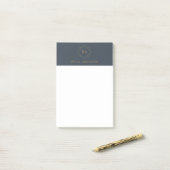 Post-it® Monogramme initial bleu et or intemporel (Sur un bureau)