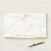 Post-it® Monogramme Marbre blanc or manuscrit personnalisé (Sur un bureau)