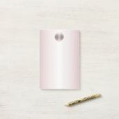Post-it® Monogramme rustique rose pâle et brillant (Sur un bureau)