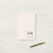 Post-it® Monogramme Simple Moderne Chic Blush Pink Monogram (Sur un bureau)