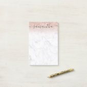 Post-it® Monogramme typographie marbre rose or parties scin (Sur un bureau)