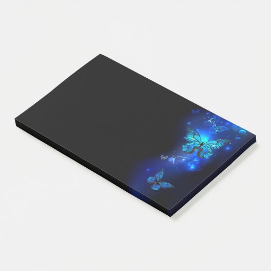 Post-it® Morpho Butterfly in the Dark Background (Incliné)