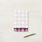 Post-it® Motif Jacquard en noir et rose (Sur un bureau)