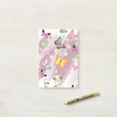 Post-it® Motif papillon 7 (Sur un bureau)