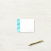 Post-it® Motif White and Aqua Zig Zag (Sur un bureau)