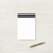 Post-it® Multitudes de rayures noires et blanches inégales (Sur un bureau)