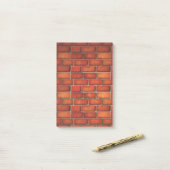 Post-it® Mur de briques rouge (Sur un bureau)