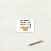 Post-it® My Spirit Animal is the Sloth (Sur un bureau)