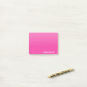 Post-it® nom de couleur rose dragonfruit (Sur un bureau)
