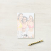 Post-it® Nom du monogramme photo personnalisé (Sur un bureau)