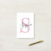 Post-it® Nom personnalisé moderne Monogramme rose (Sur un bureau)