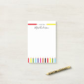 Post-it® Note de l'enseignant Crayons arc-en-ciel (Sur un bureau)