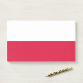Post-it® Notes avec le drapeau de la Pologne (Sur un bureau)