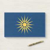Post-it® Notes avec le drapeau de Macédoine, Grèce (Sur un bureau)