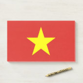 Post-it® Notes avec le drapeau du Vietnam (Sur un bureau)