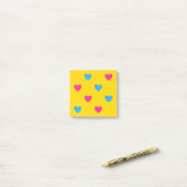 Post-it Notes Cœurs Pan Pride (Sur un bureau)