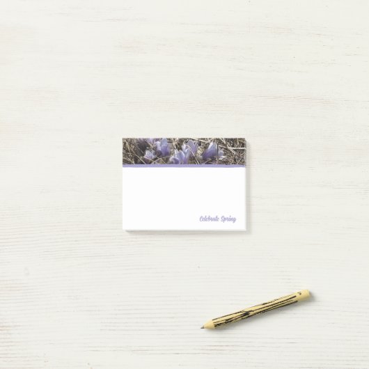 Post-It Notes Crocus de Prairie Violet (Sur un bureau)