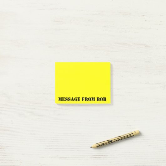 Post-it® Notes de Bob Dayglow Yellow (Sur un bureau)