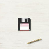 Post-it® Notes de disquette classiques 3,5 pouces Red Corne (Sur un bureau)