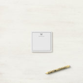 Post-it® Notes de monogramme personnalisées (Sur un bureau)