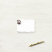 Post-it® Notes de post-it de chienchien (Sur un bureau)