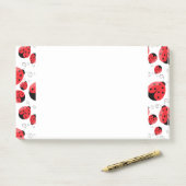 Post-it® Notes de post-it-Notes-Ladybug (Sur un bureau)