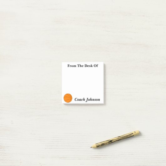 Post-it® Notes de post-it orientées de basket-ball (Sur un bureau)