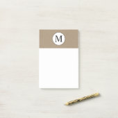 Post-it® Notes de post-it rustiques de monogramme (Sur un bureau)
